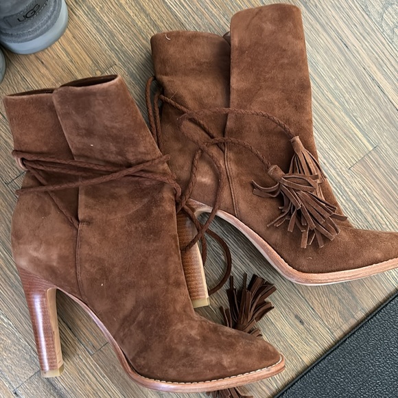 Joie Chap chestnut booties size 39 brand new - Picture 6 of 6